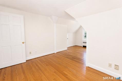 24 Sandhurst Drive West Hartford CT 06107