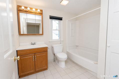 24 Sandhurst Drive West Hartford CT 06107