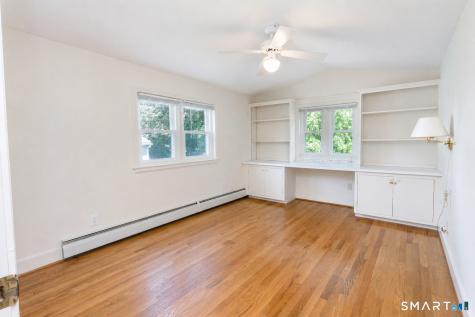 24 Sandhurst Drive West Hartford CT 06107