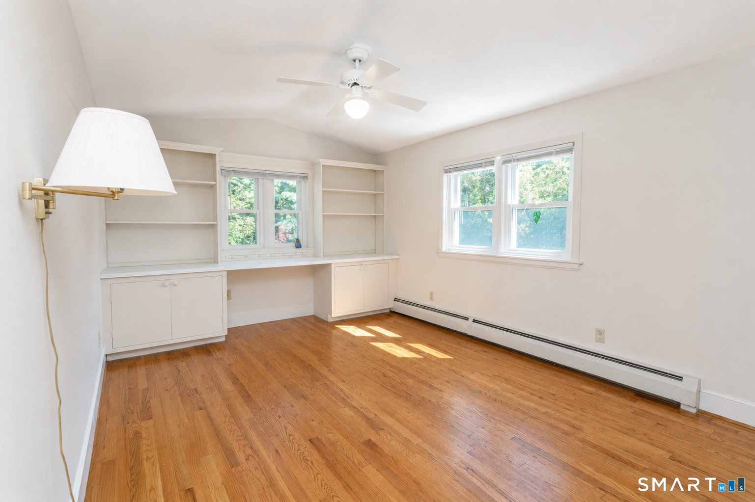 24 Sandhurst Drive West Hartford CT 06107