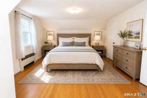 24 Sandhurst Drive West Hartford CT 06107