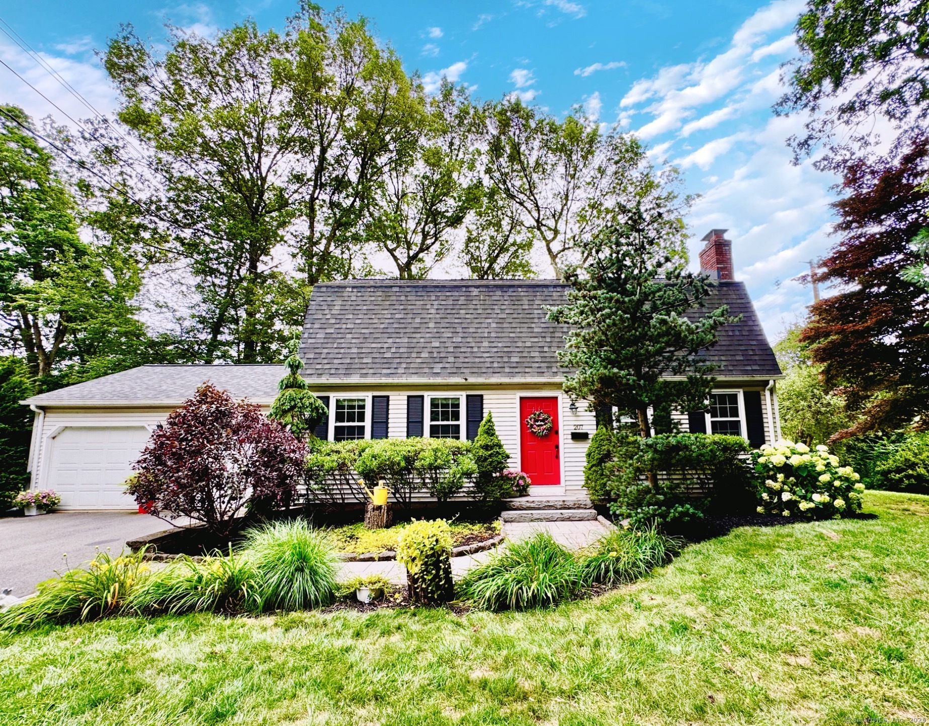 207 Diane Lane Bristol CT 06010
