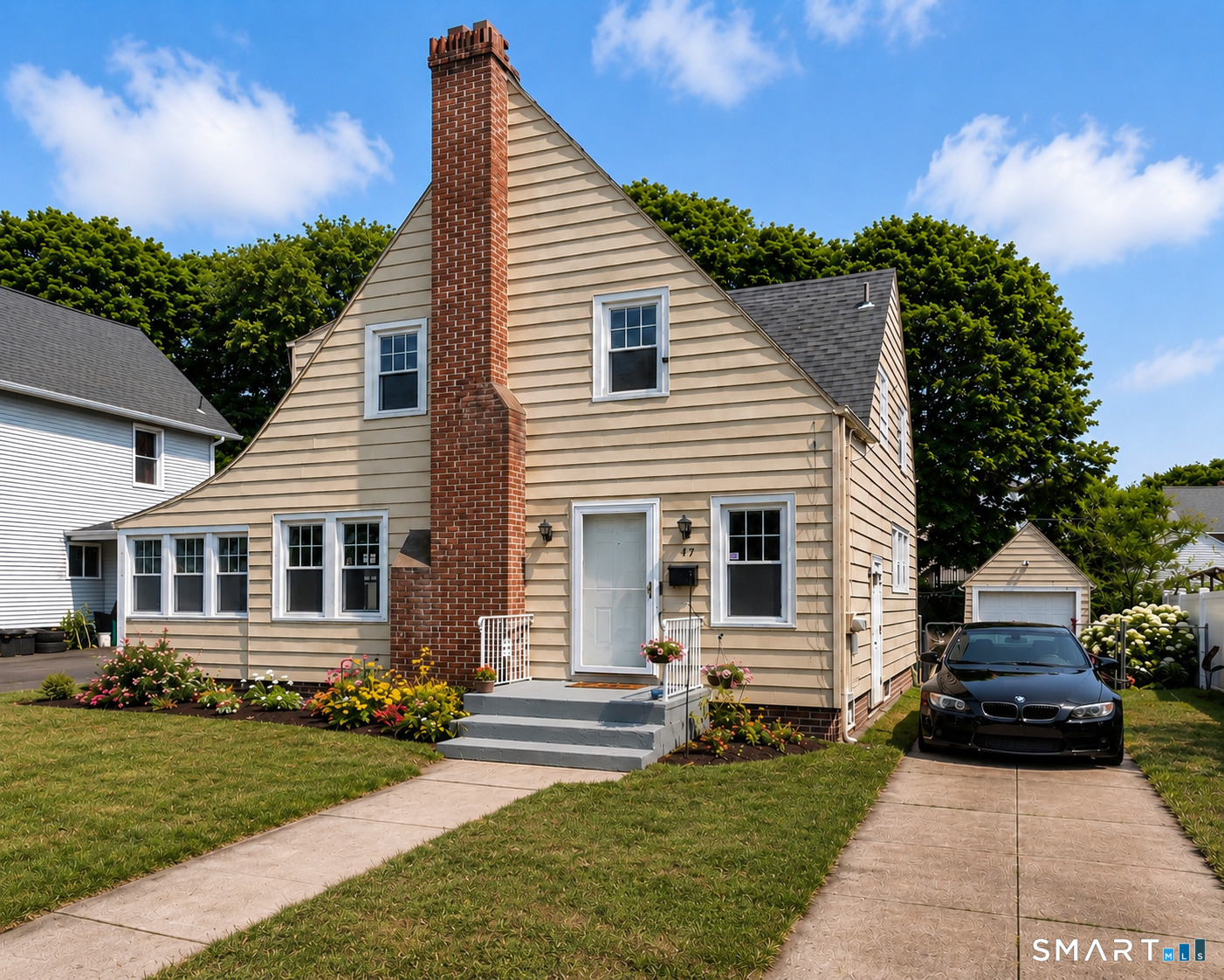 47 Tuttle Place East Haven CT 06512