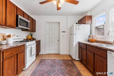47 Tuttle Place East Haven CT 06512