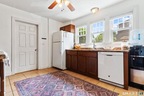47 Tuttle Place East Haven CT 06512