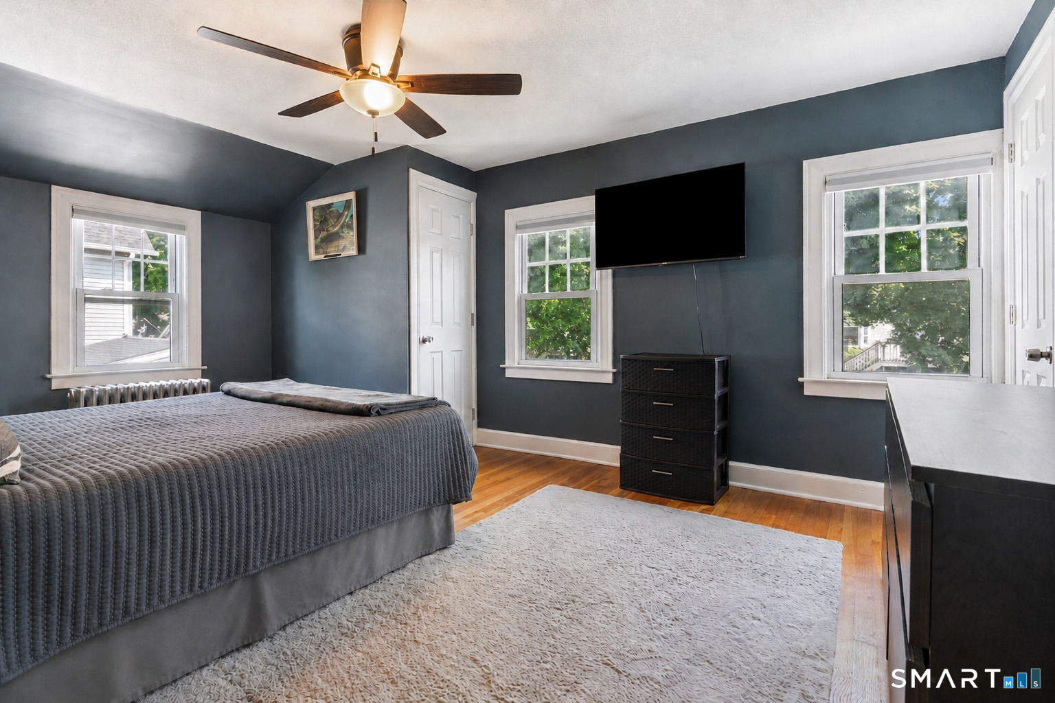 47 Tuttle Place East Haven CT 06512