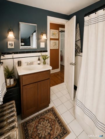 47 Tuttle Place East Haven CT 06512