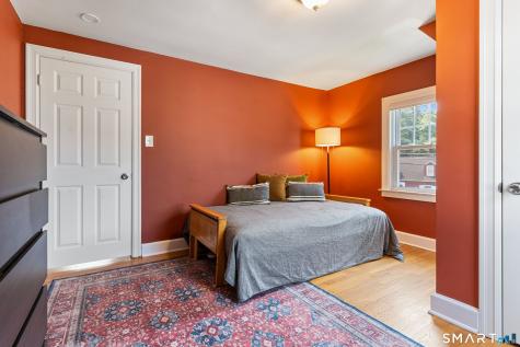 47 Tuttle Place East Haven CT 06512