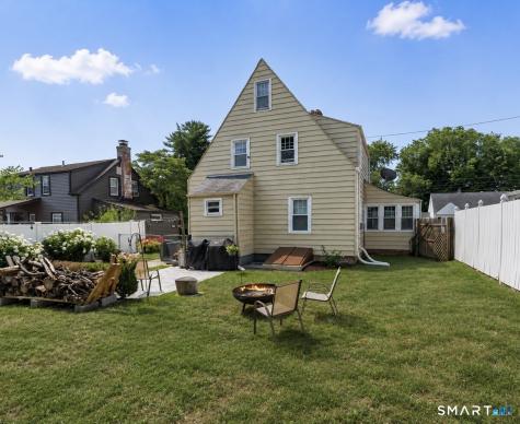 47 Tuttle Place East Haven CT 06512