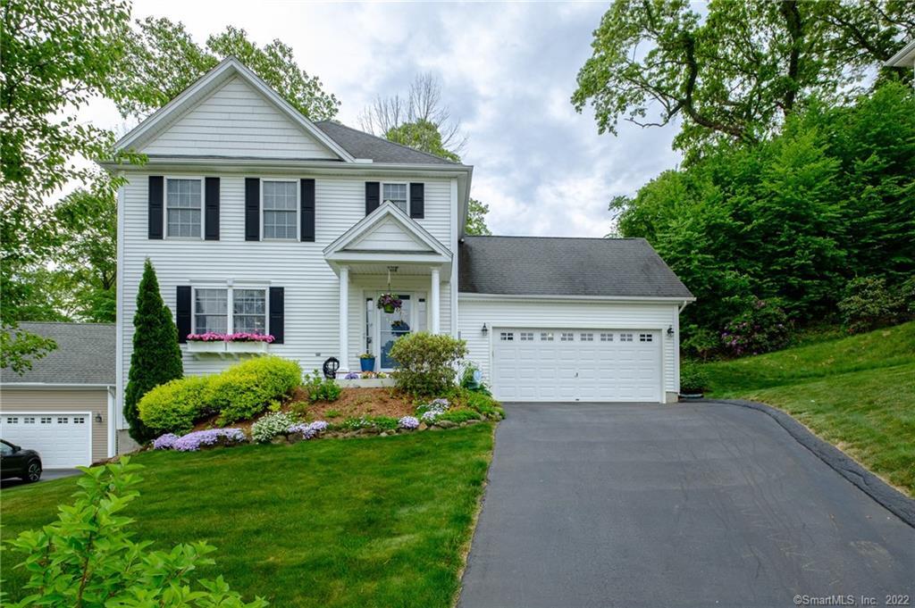 74 Royal Oaks Avenue East Hampton CT 06424