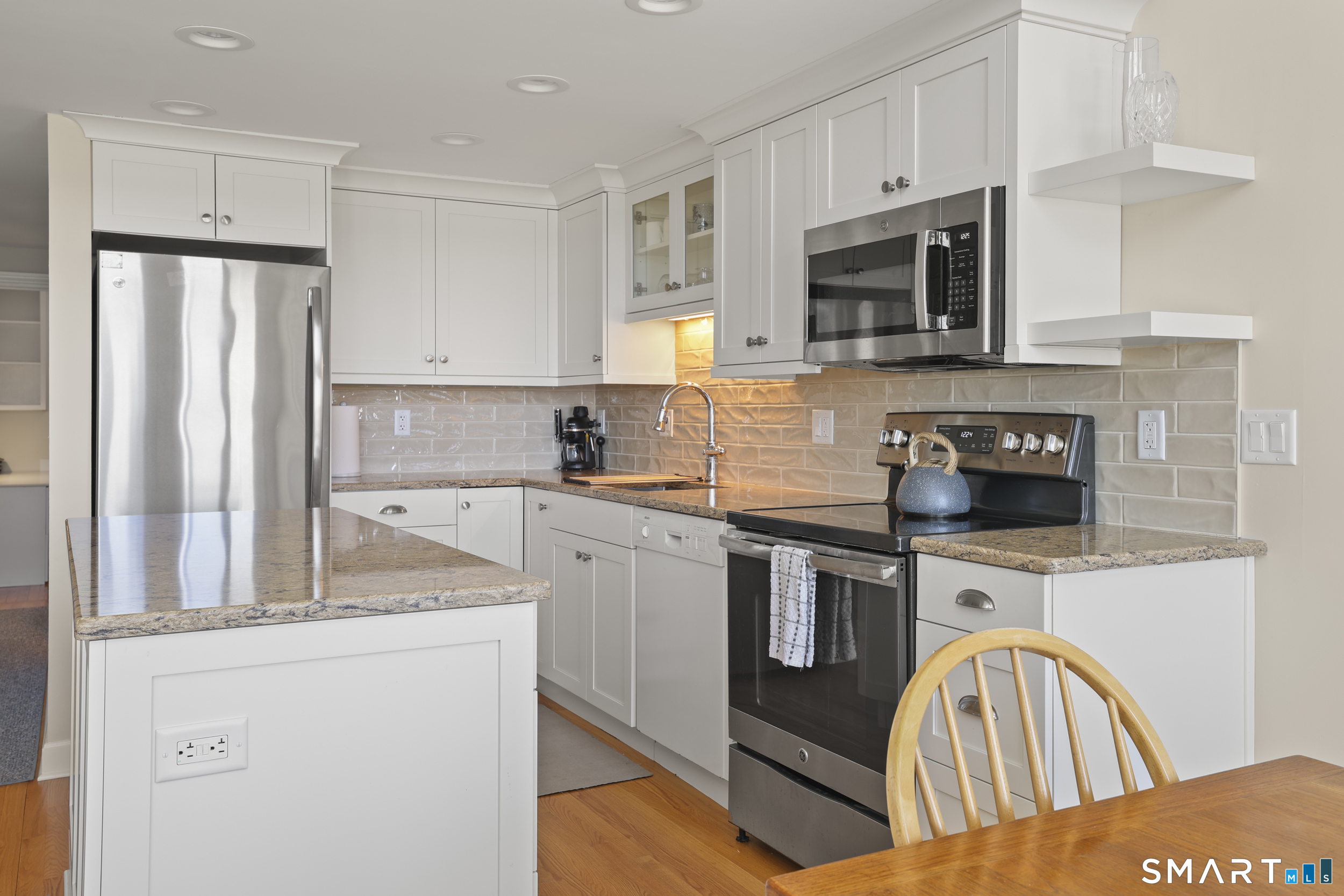 56 Jupiter Point Road Groton CT 06340