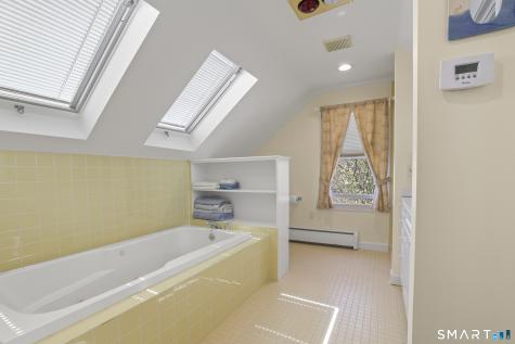 56 Jupiter Point Road Groton CT 06340