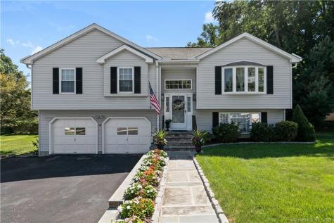11 Linda Ann Drive Milford CT 06461