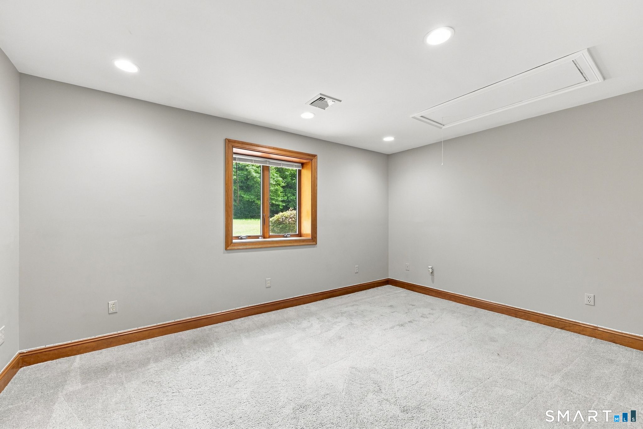 467 Somers Road Ellington CT 06029