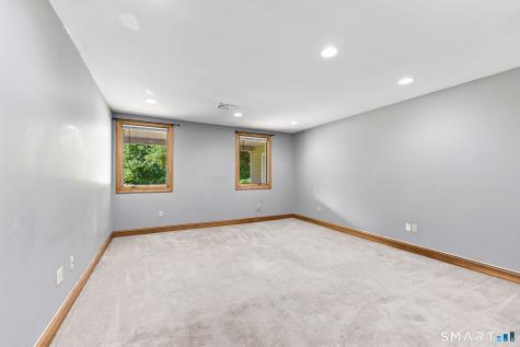 467 Somers Road Ellington CT 06029
