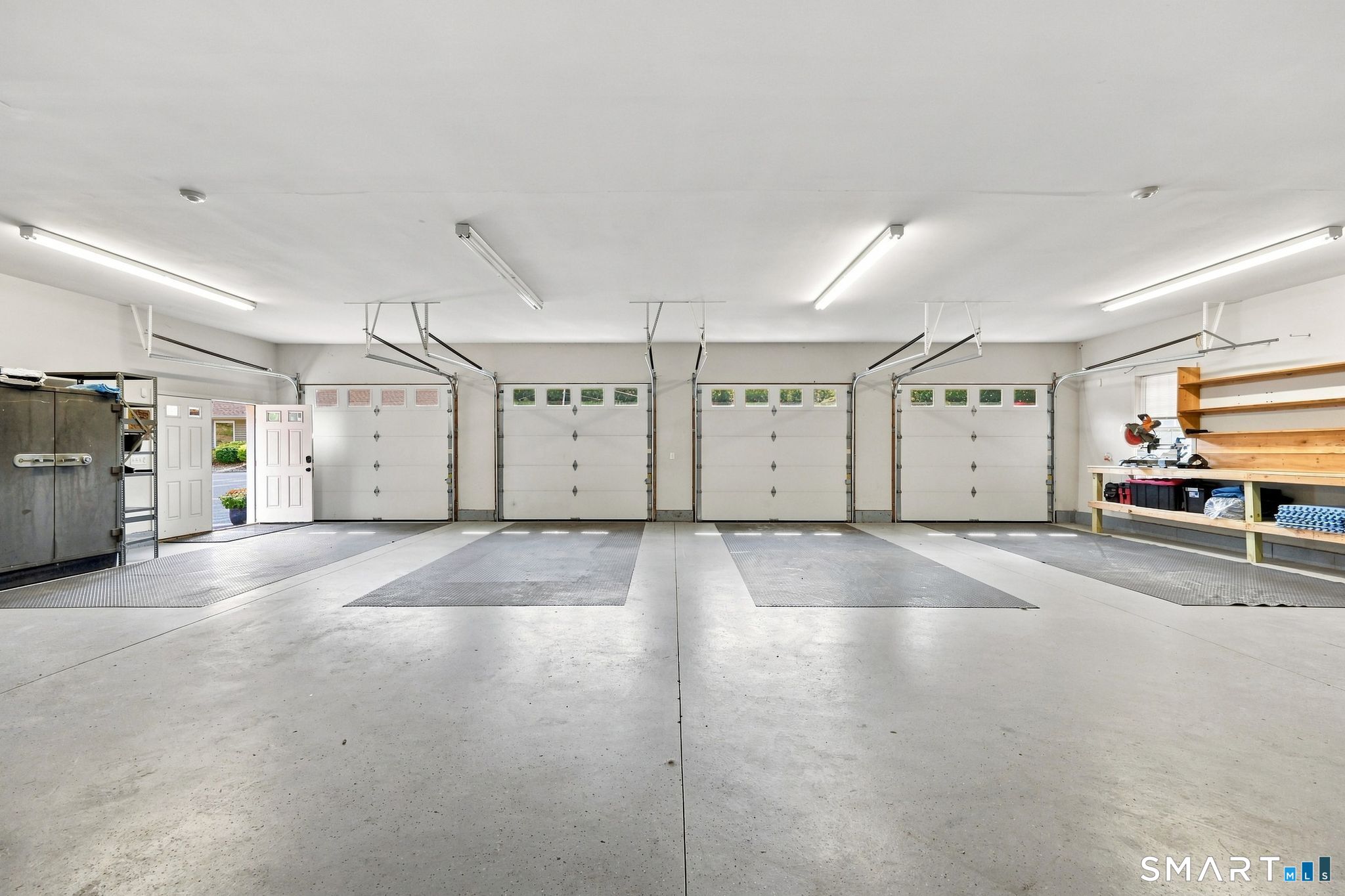 467 Somers Road Ellington CT 06029
