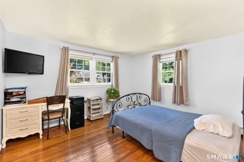 5 Pennywhistle Road East Granby CT 06026