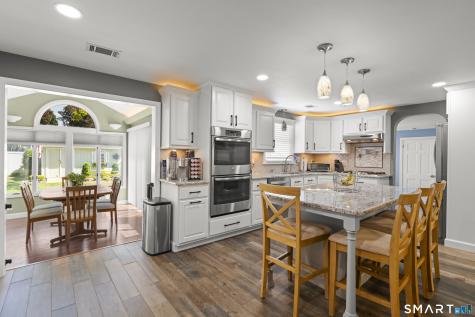 18 Saint James Avenue Enfield CT 06082