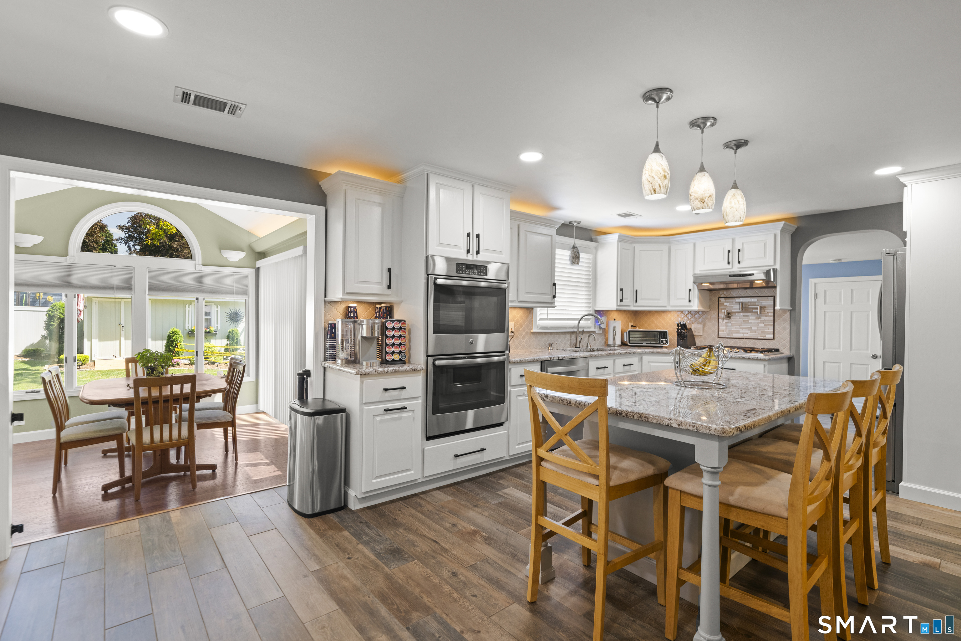 18 Saint James Avenue Enfield CT 06082