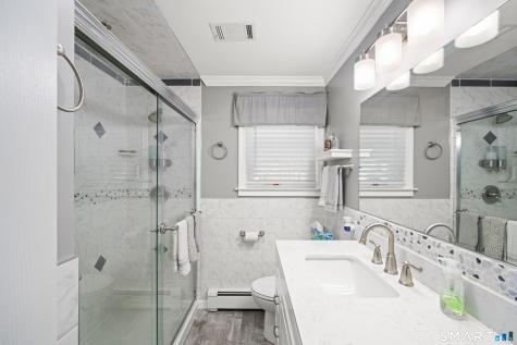 18 Saint James Avenue Enfield CT 06082