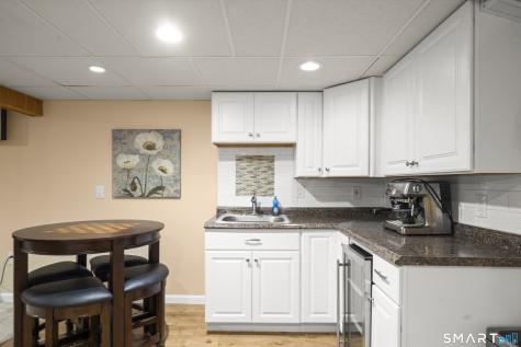 18 Saint James Avenue Enfield CT 06082
