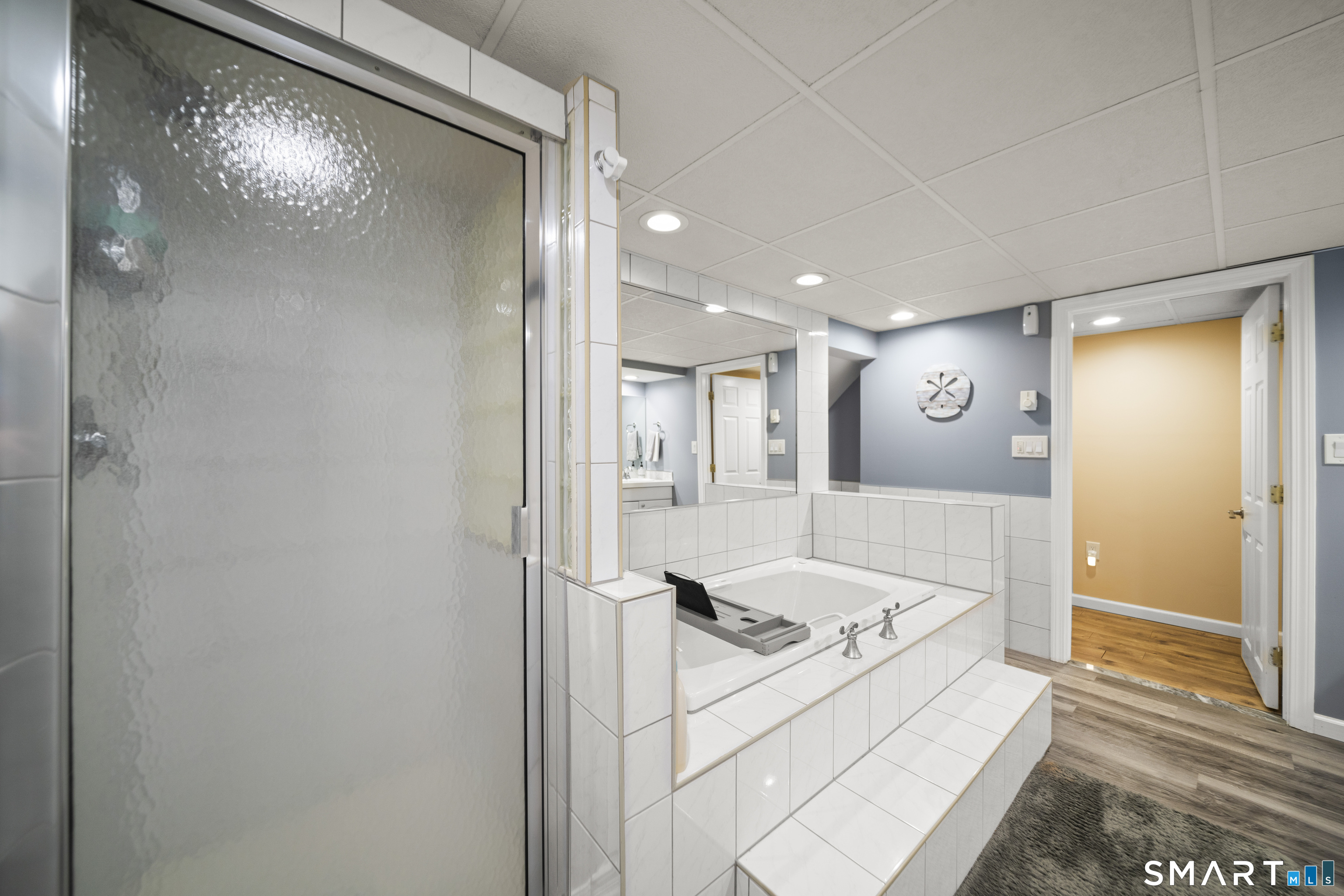 18 Saint James Avenue Enfield CT 06082