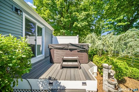 18 Saint James Avenue Enfield CT 06082