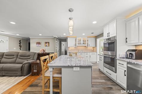 18 Saint James Avenue Enfield CT 06082