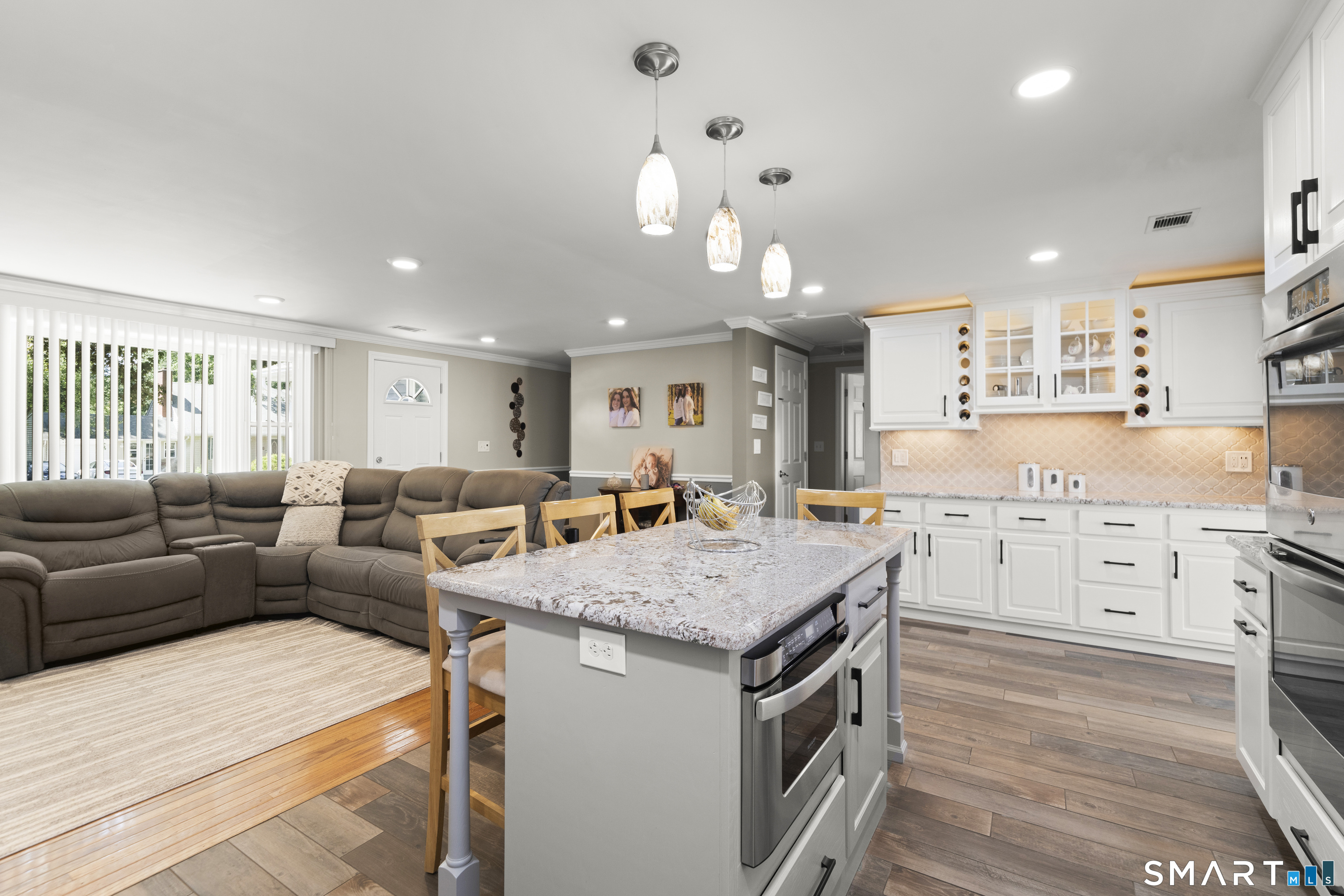 18 Saint James Avenue Enfield CT 06082