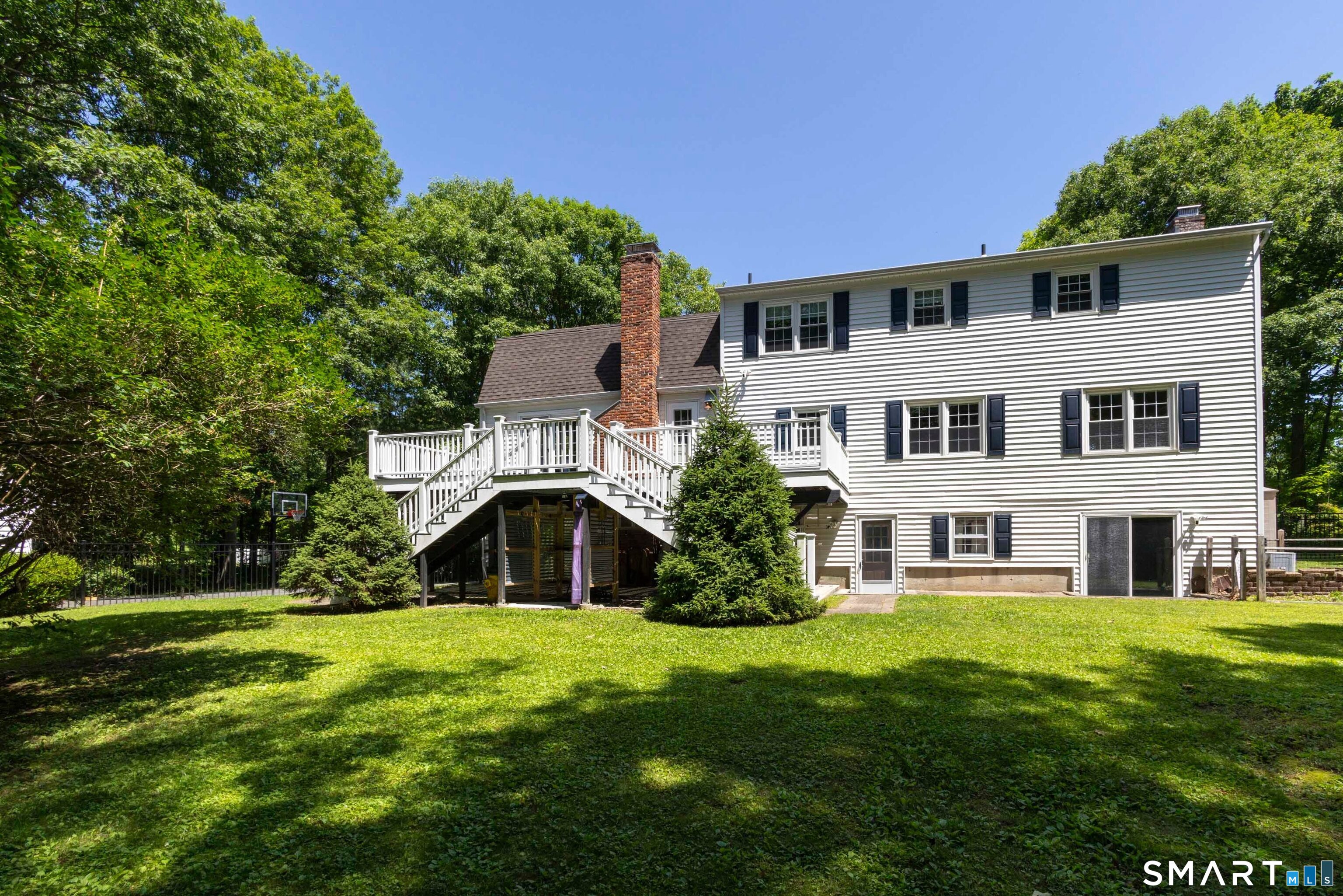 27 Round Hill Drive Danbury CT 06811