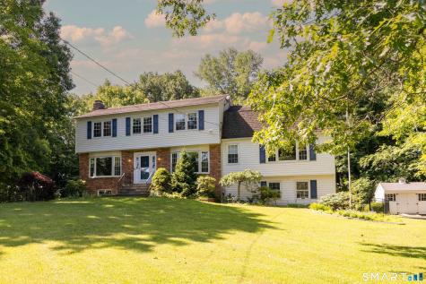 27 Round Hill Drive Danbury CT 06811