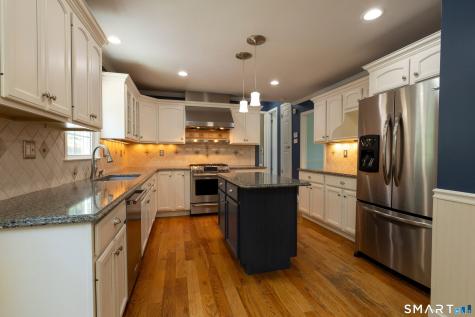 27 Round Hill Drive Danbury CT 06811