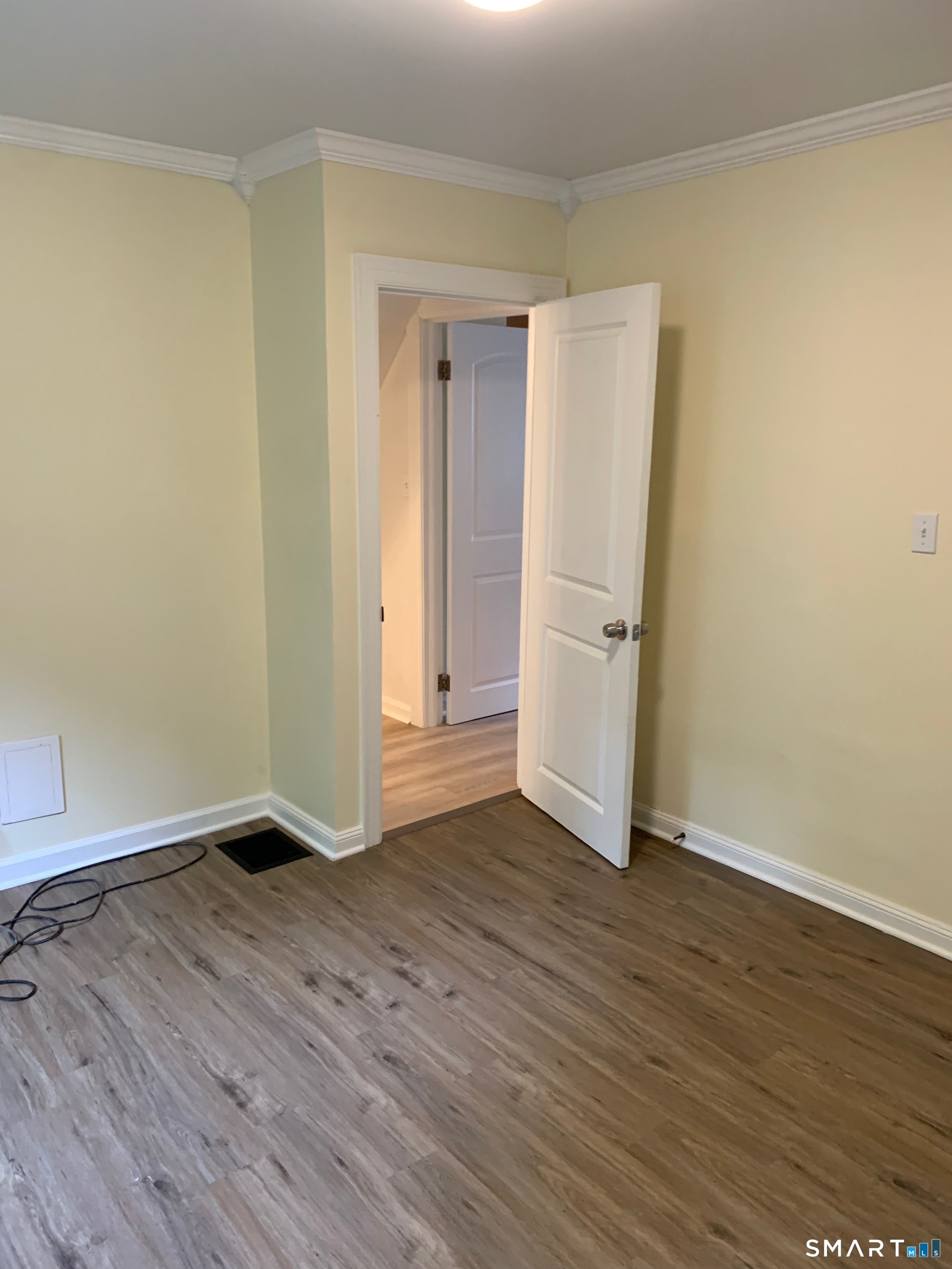 86 Lincoln Avenue Bristol CT 06010