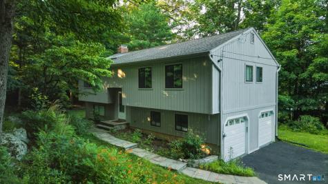 518 Bennetts Farm Road Ridgefield CT 06877