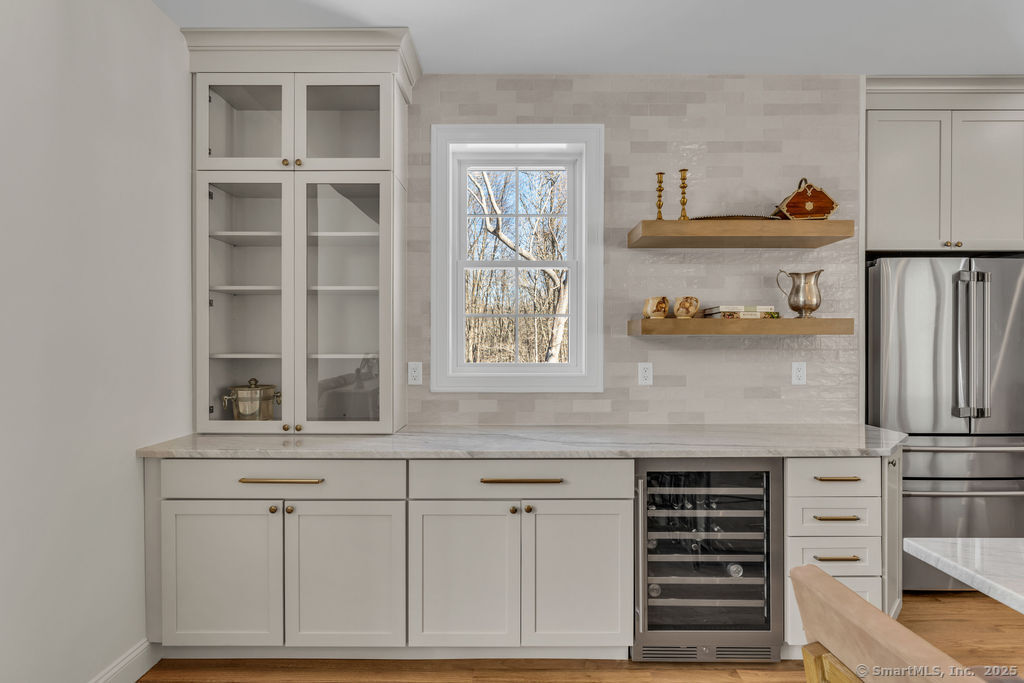 11 Buttonball Road Old Lyme CT 06371