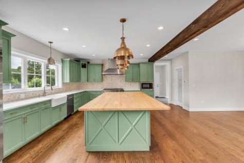 11 Buttonball Road Old Lyme CT 06371