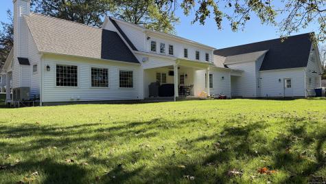 11 Buttonball Road Old Lyme CT 06371