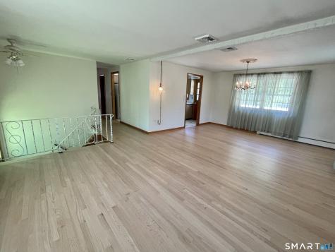 32 Kathy Drive Seymour CT 06483