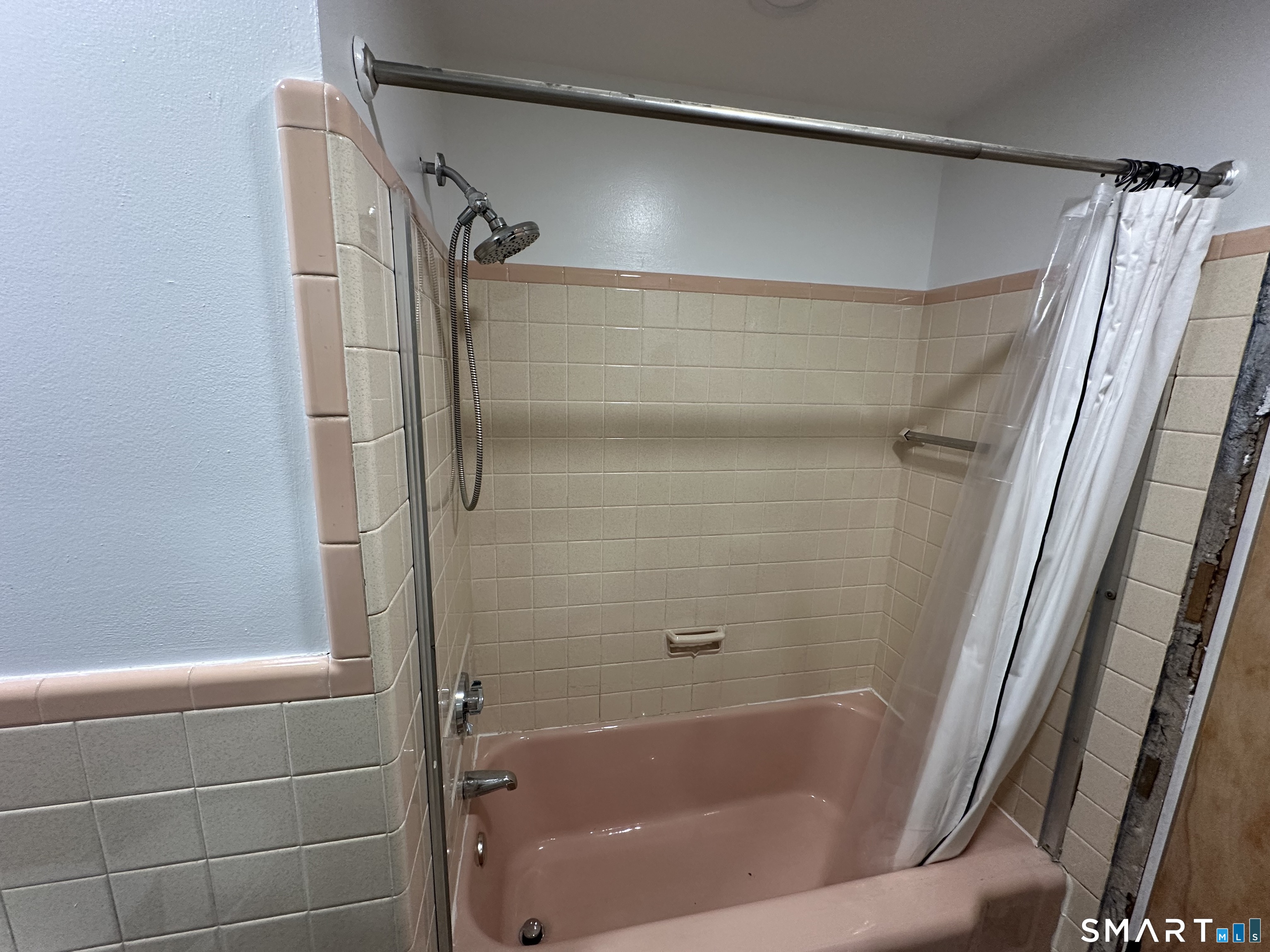 6 Shingle Hill Road West Haven CT 06516