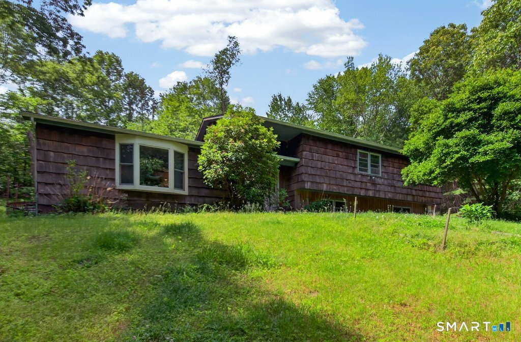 325 New Milford East Road Bridgewater CT 06752