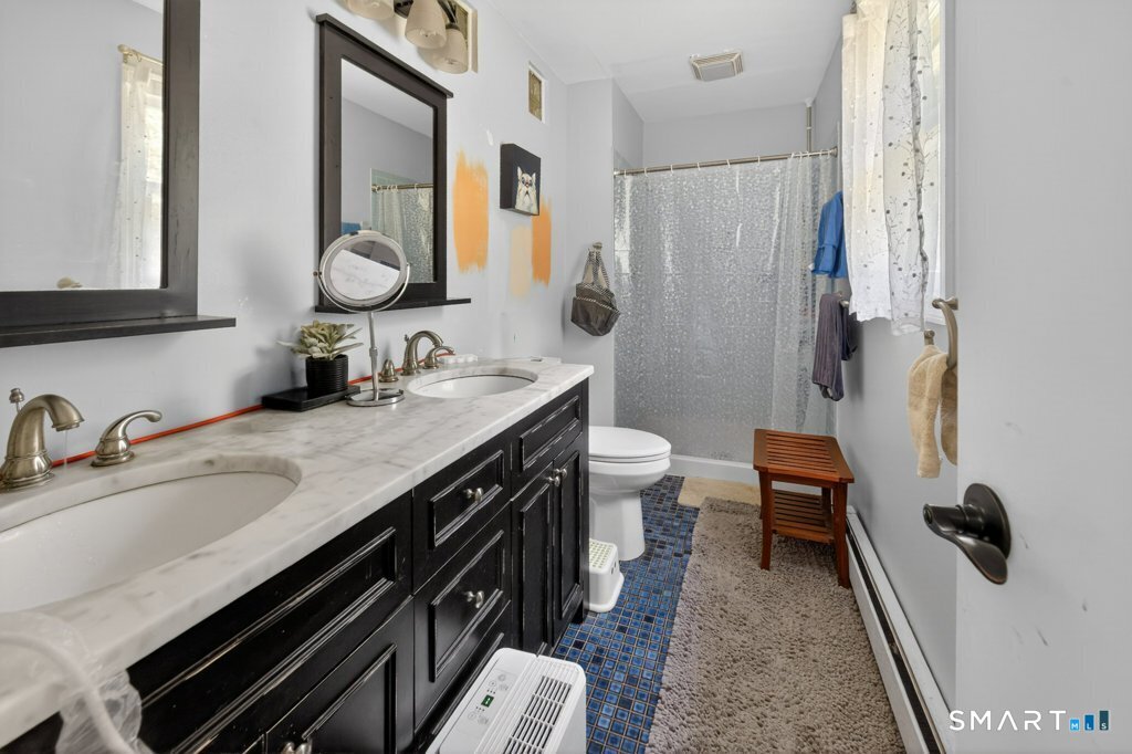 325 New Milford East Road Bridgewater CT 06752