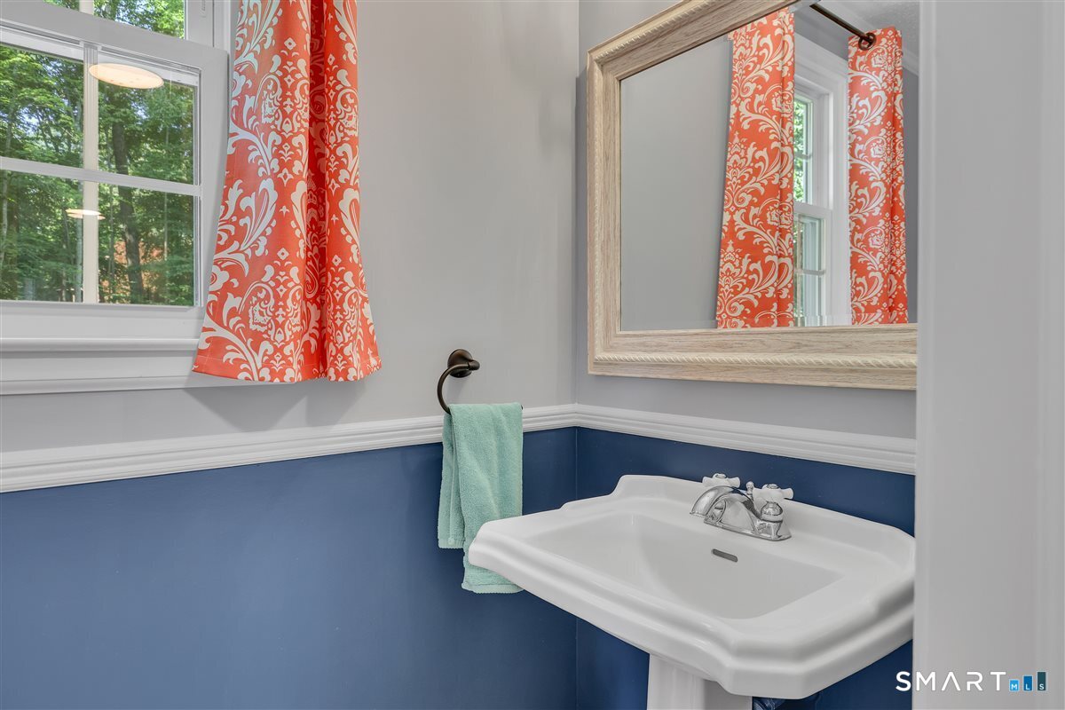 25 Silversmith Road Farmington CT 06085