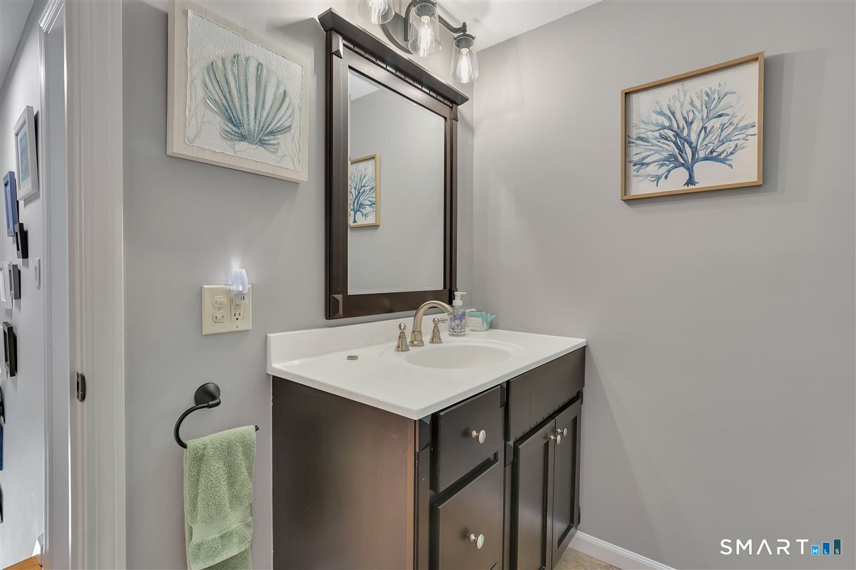 25 Silversmith Road Farmington CT 06085