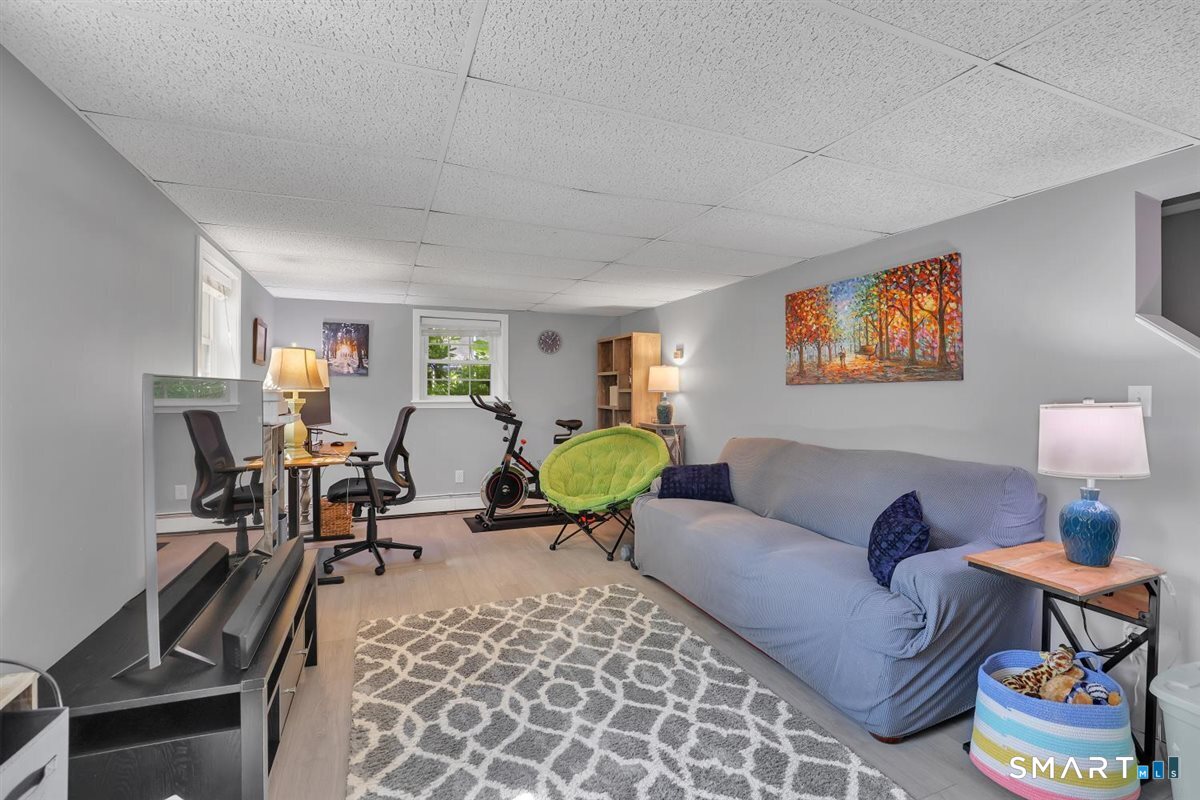 25 Silversmith Road Farmington CT 06085