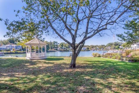 28 Old Trolley Way Norwalk CT 06853