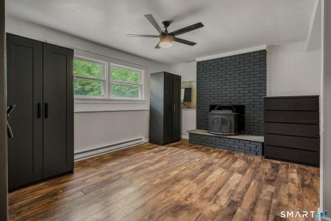 1554 Route 12 Ledyard CT 06335