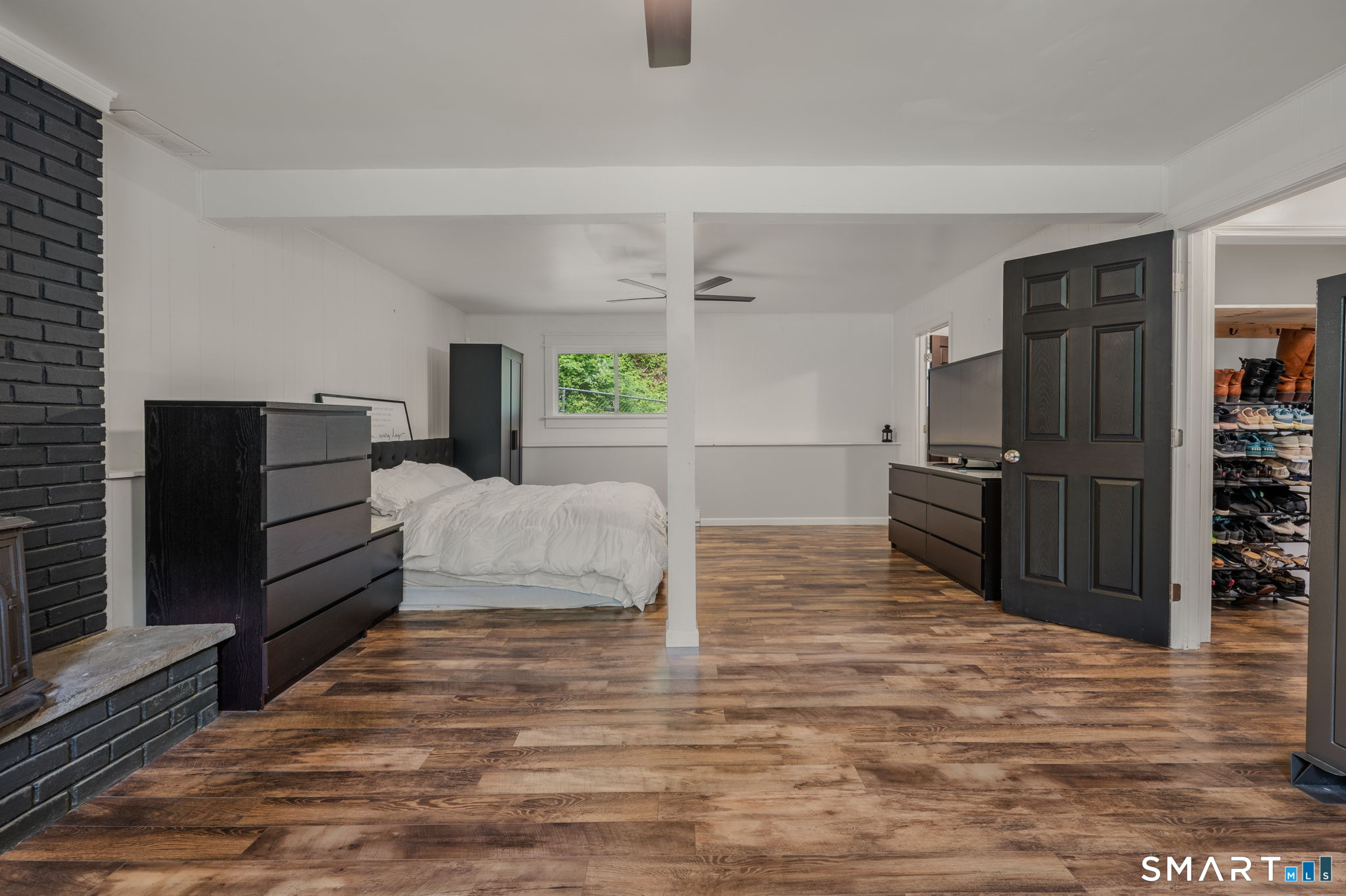 1554 Route 12 Ledyard CT 06335
