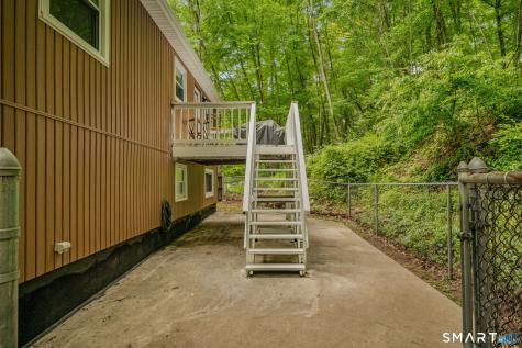 1554 Route 12 Ledyard CT 06335