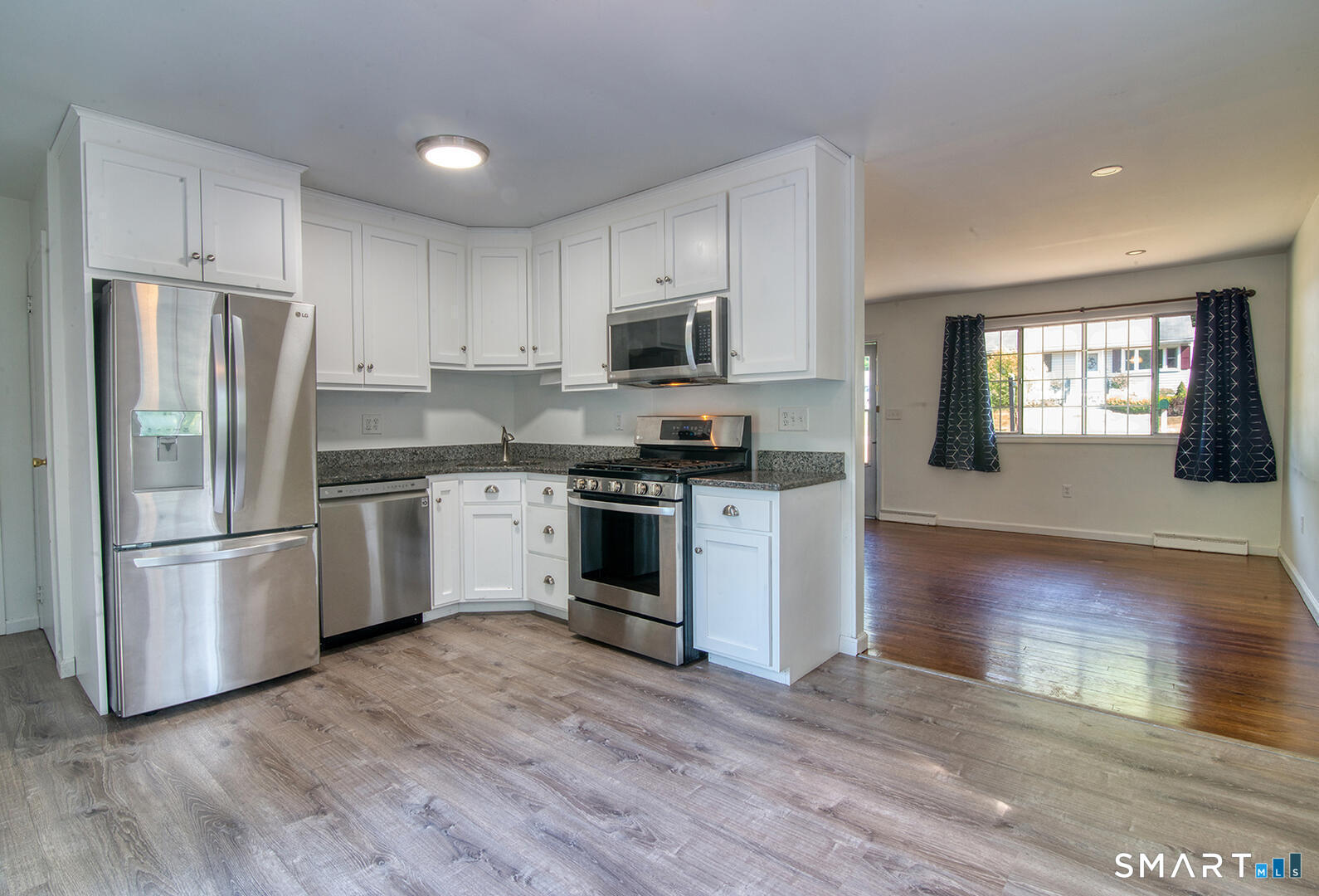 33 Shawondassee Drive Stonington CT 06378
