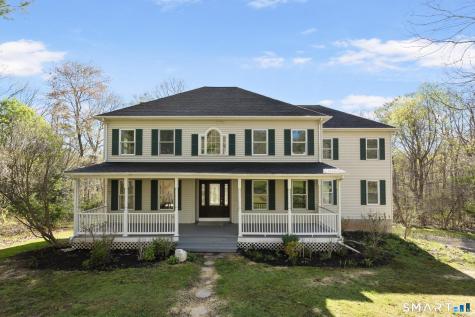 2 Greenwood Lane Guilford CT 06437